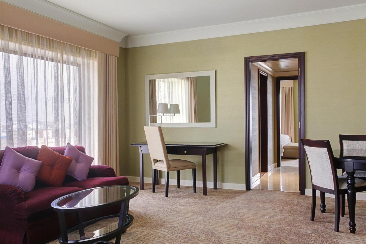 Le Meridien Джеда Екстериор снимка